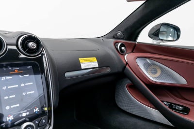 2025 McLaren GTS Coupe