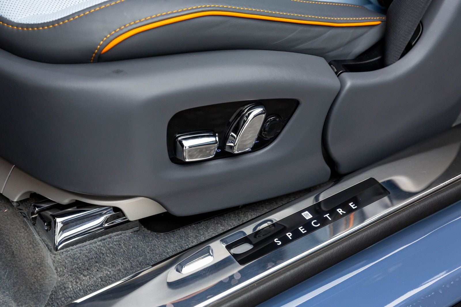 2024 Rolls-Royce Spectre Coupe