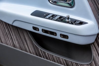 2024 Rolls-Royce Spectre Coupe