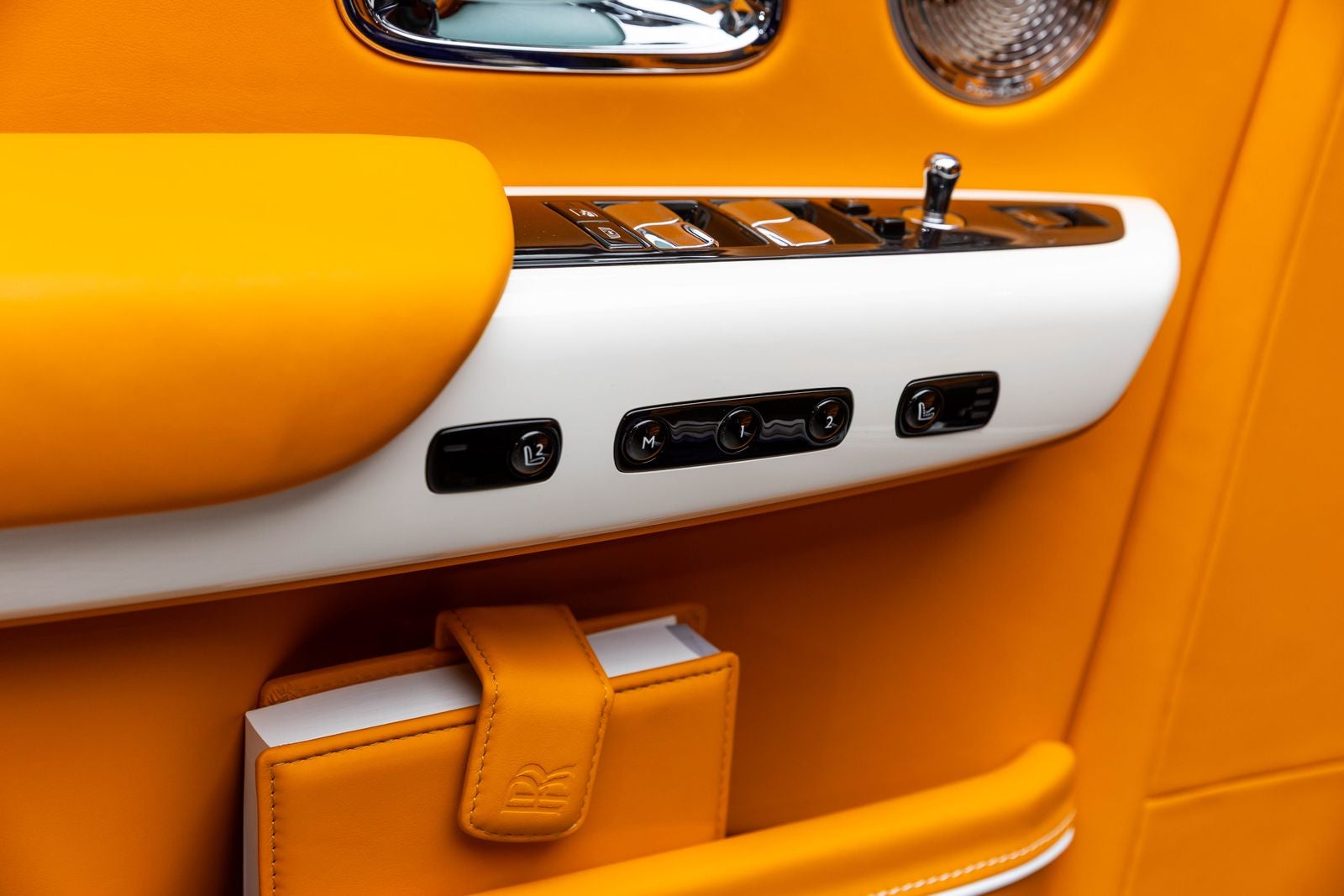 2023 Rolls-Royce Phantom Sedan