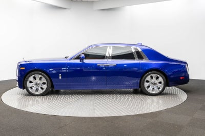 2023 Rolls-Royce Phantom Sedan