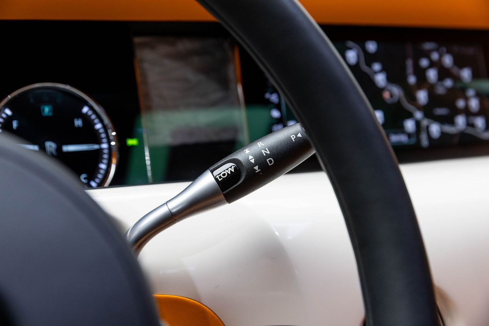 2023 Rolls-Royce Phantom Sedan