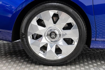 2023 Rolls-Royce Phantom Sedan