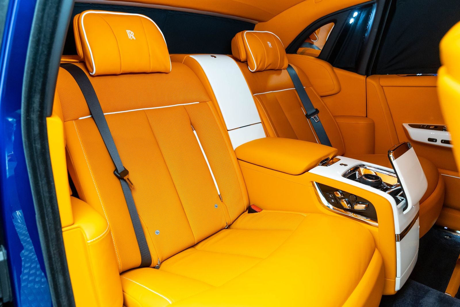 2023 Rolls-Royce Phantom Sedan