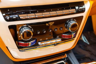 2023 Rolls-Royce Phantom Sedan