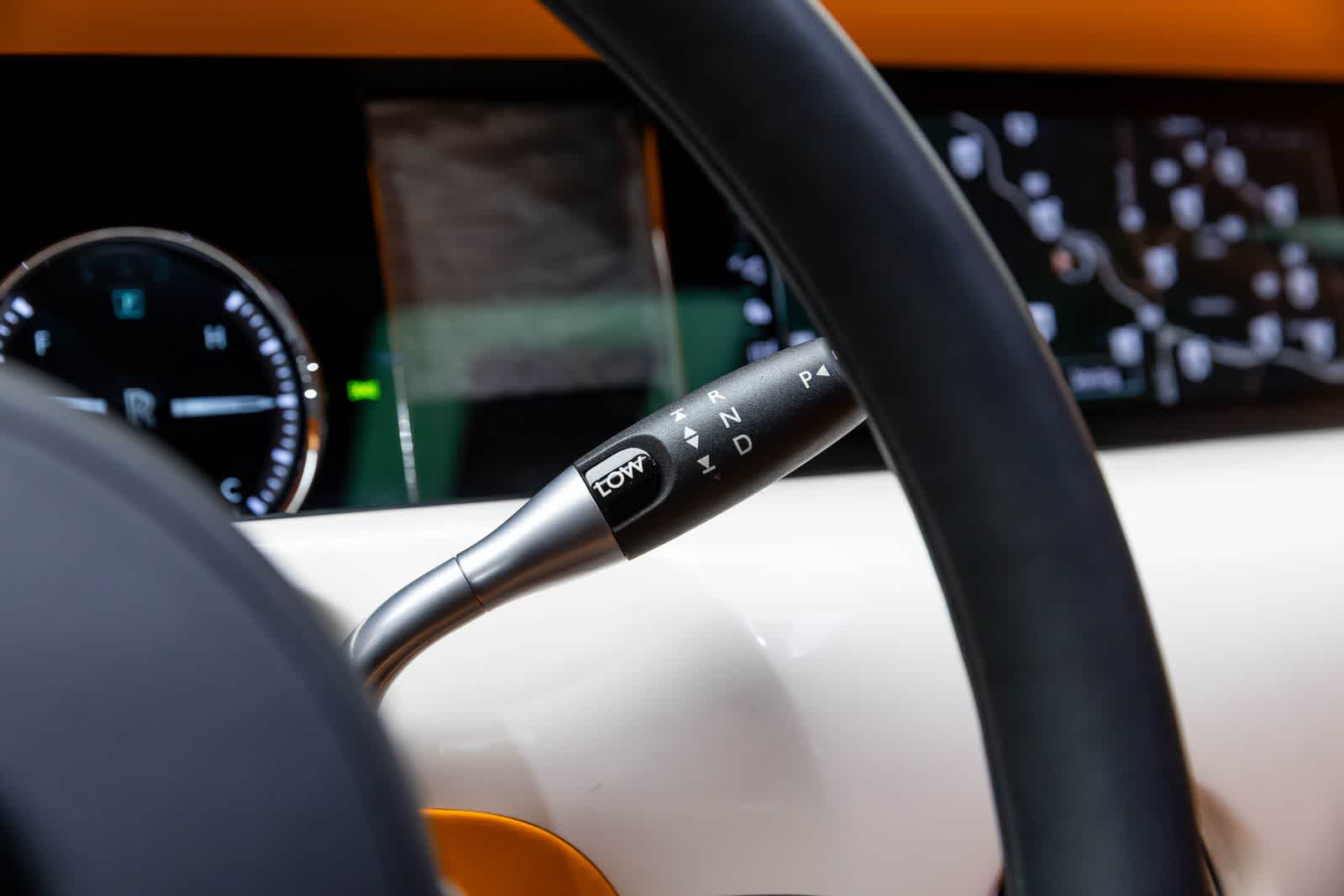 2023 Rolls-Royce Phantom Sedan