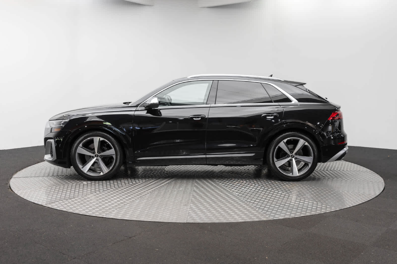 2024 Audi SQ8 Prestige