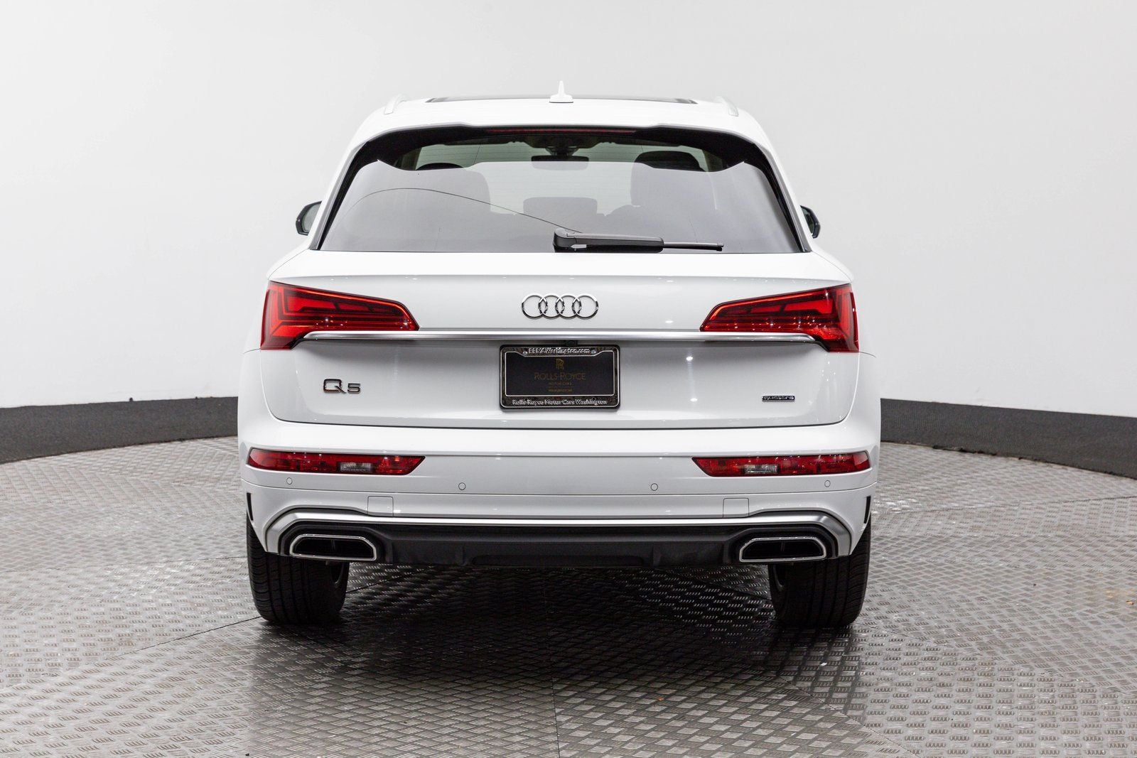 2024 Audi Q5 S line Premium Plus