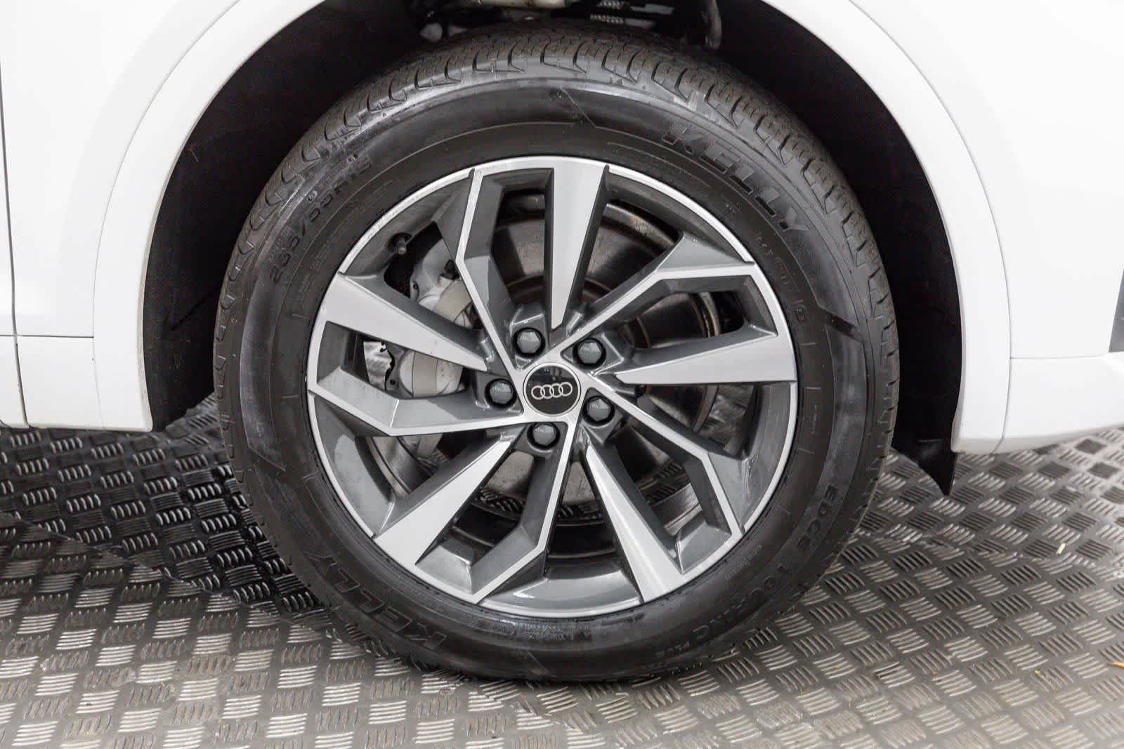 2024 Audi Q5 S line Premium Plus