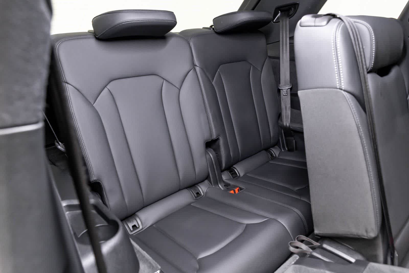 2025 Audi Q7 Premium Plus