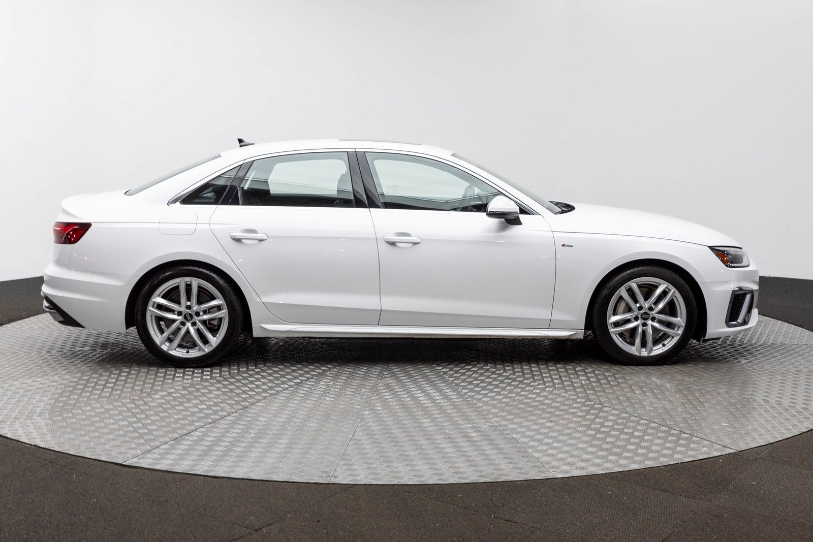 2024 Audi A4 Sedan S line Premium Plus