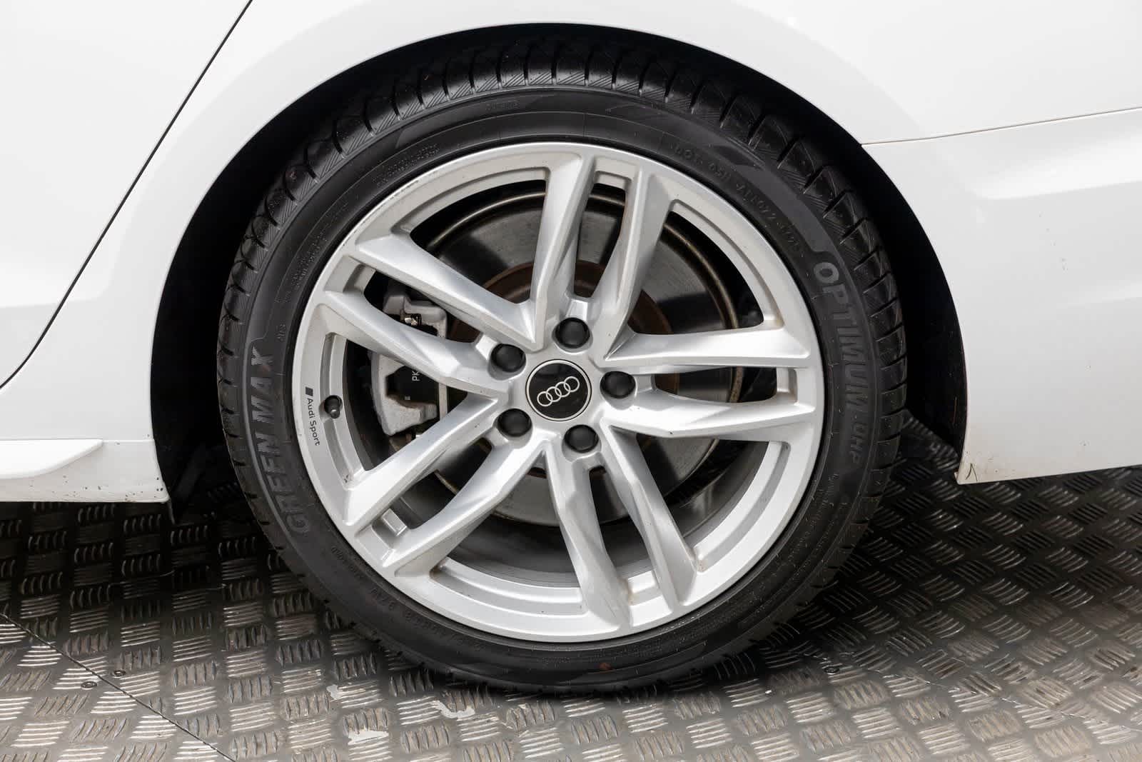 2024 Audi A4 Sedan S line Premium Plus