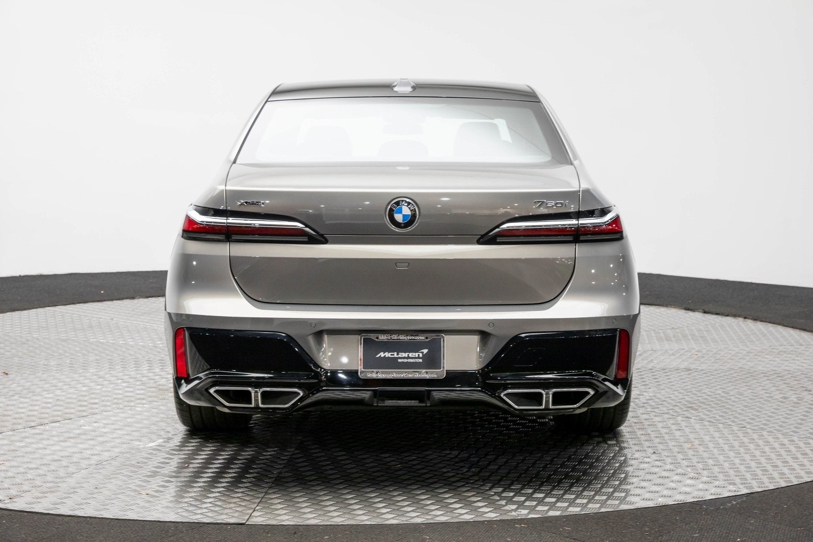 2024 BMW 7 Series 760i xDrive