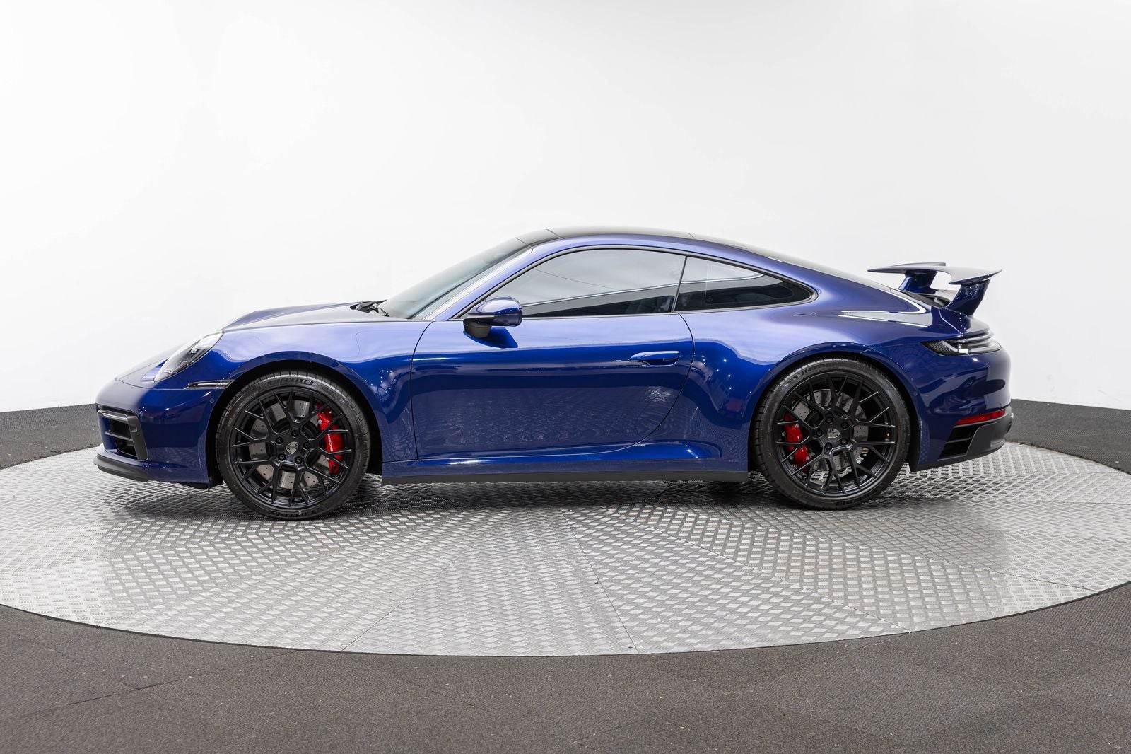 2024 Porsche 911 Carrera GTS