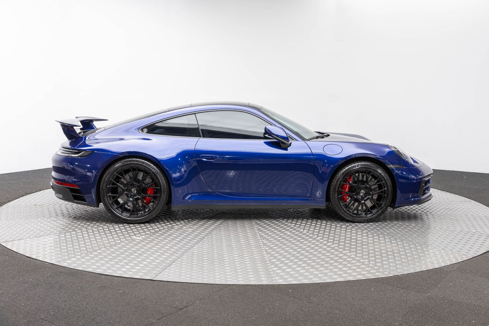 2024 Porsche 911 Carrera GTS