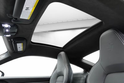 2025 Porsche 911 Carrera 4 GTS