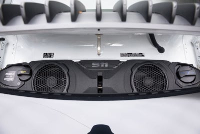 2025 Porsche 911 Carrera 4 GTS