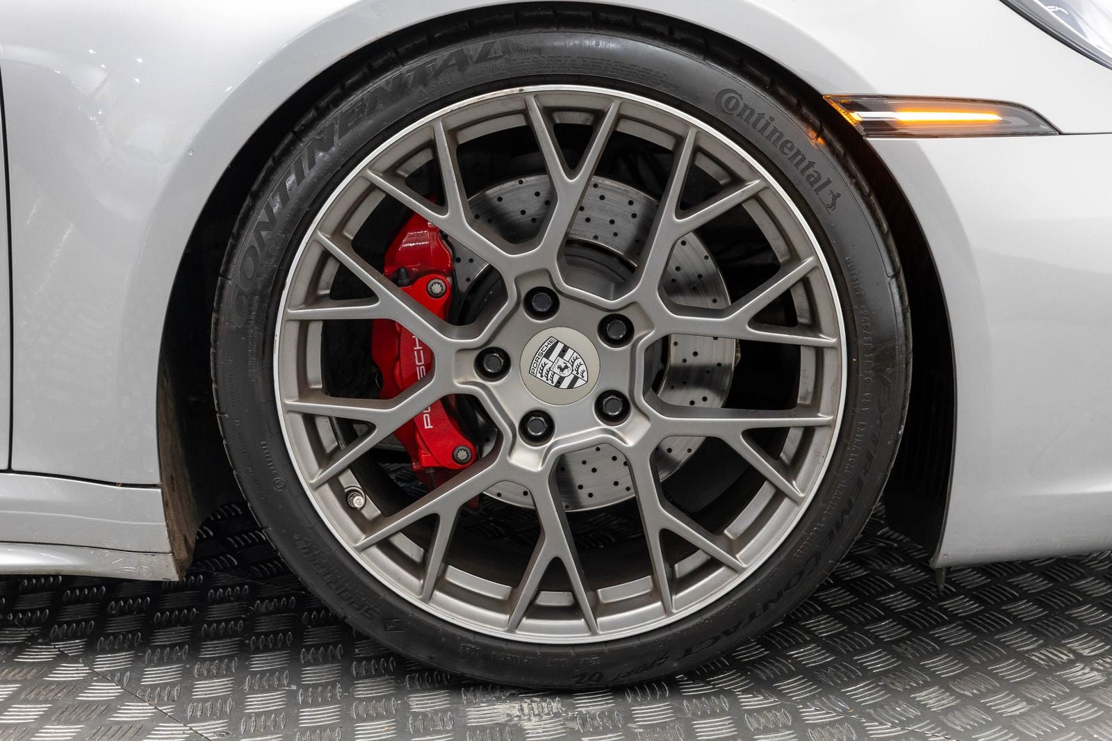 2020 Porsche 911 Carrera S