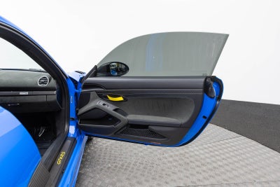 2025 Porsche 718 Cayman GT4 RS