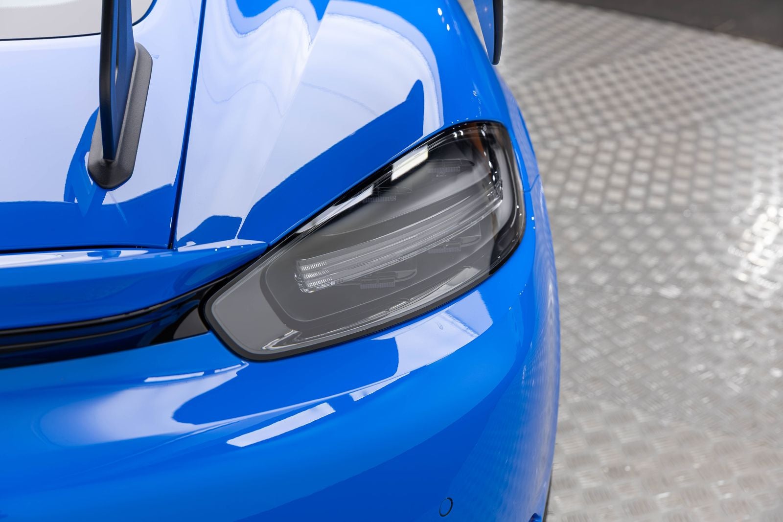 2025 Porsche 718 Cayman GT4 RS