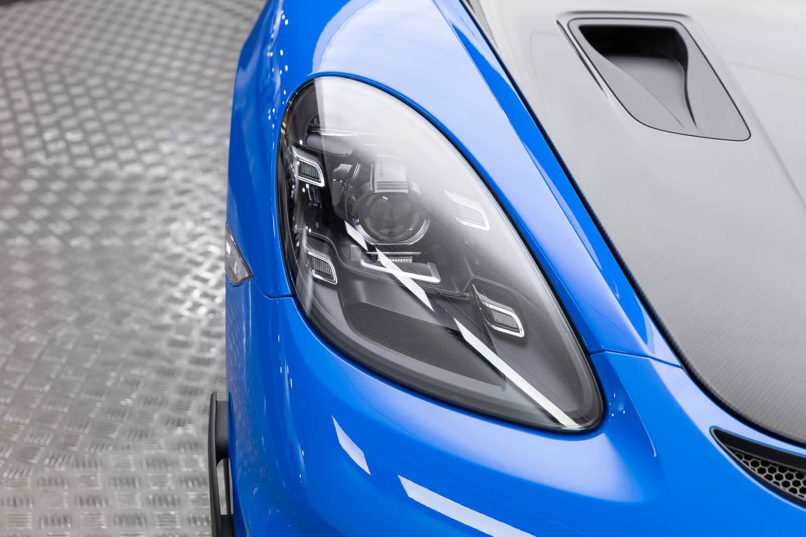 2025 Porsche 718 Cayman GT4 RS