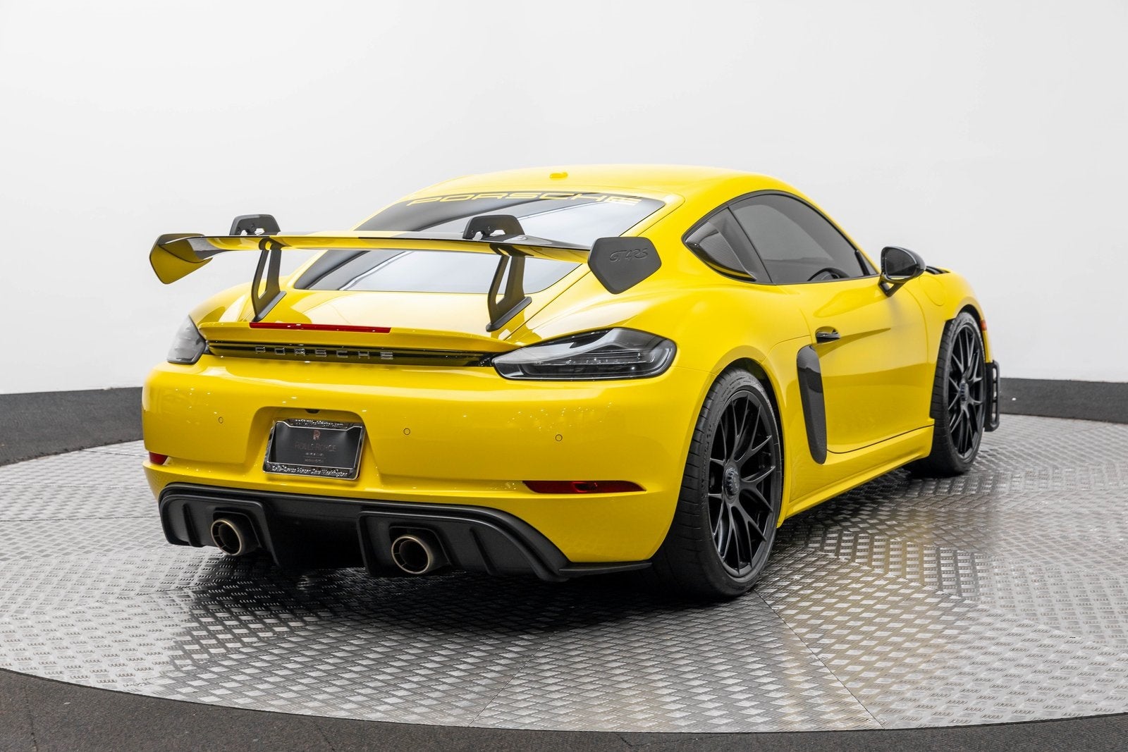 2024 Porsche 718 Cayman GT4 RS
