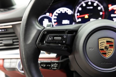 2023 Porsche Panamera 4