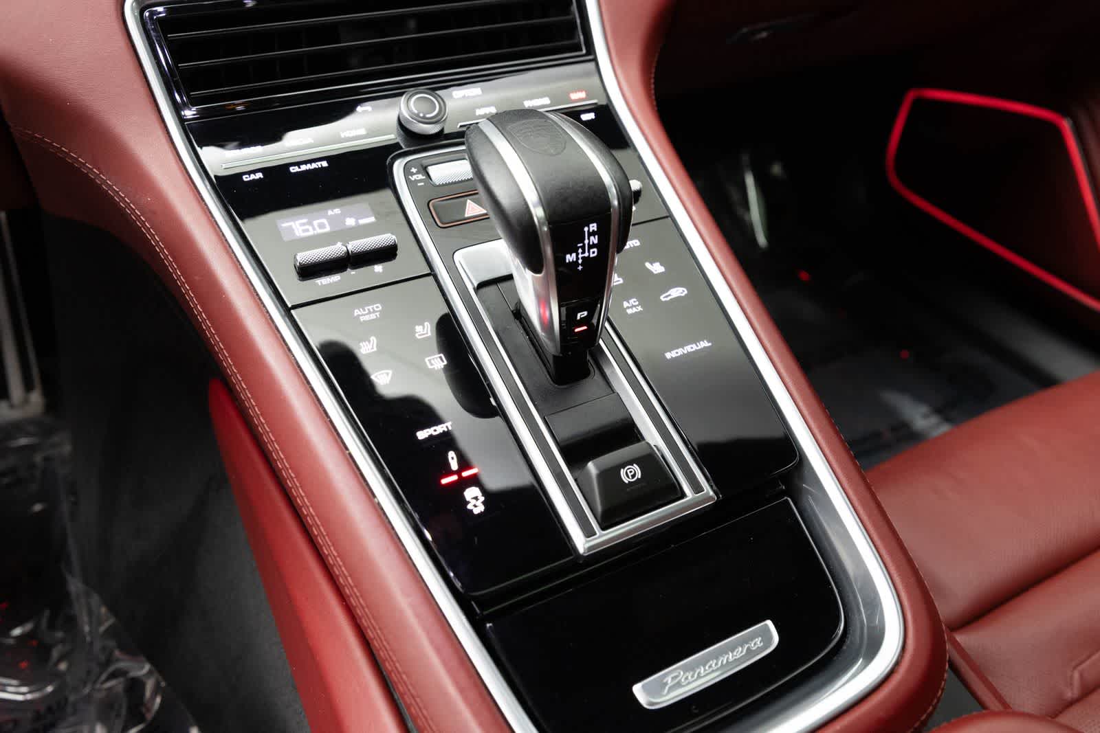 2023 Porsche Panamera 4