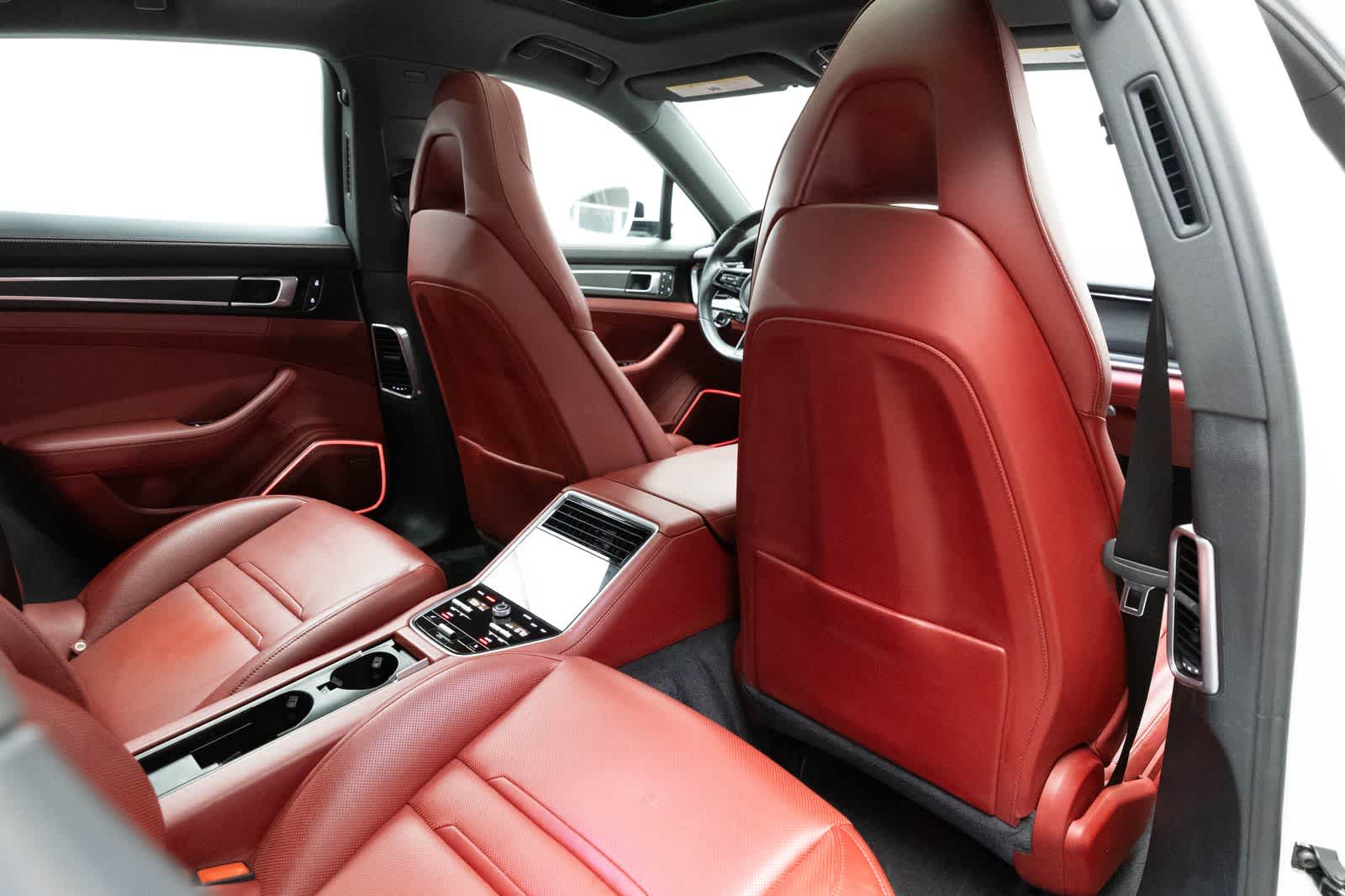 2023 Porsche Panamera 4