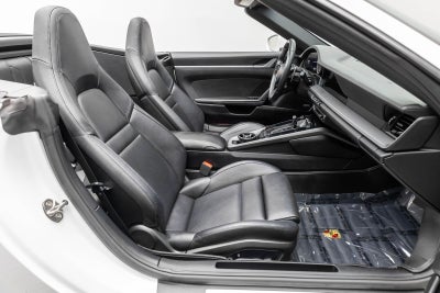 2020 Porsche 911 Carrera