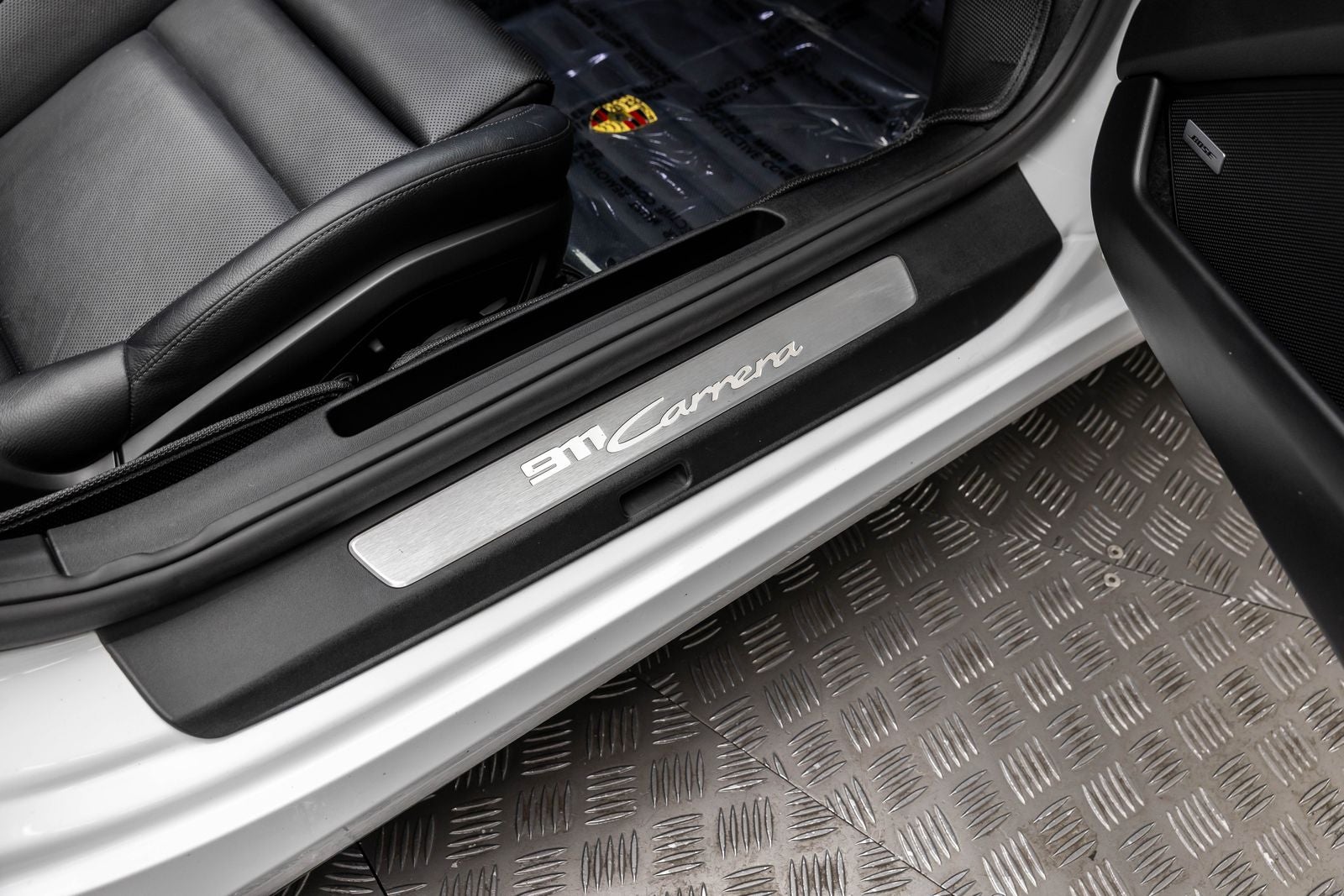 2020 Porsche 911 Carrera