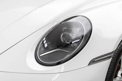 2020 Porsche 911 Carrera