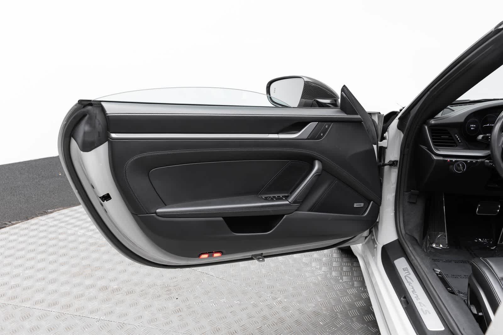 2022 Porsche 911 Base