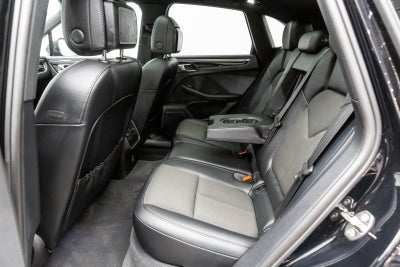 2022 Porsche Macan AWD