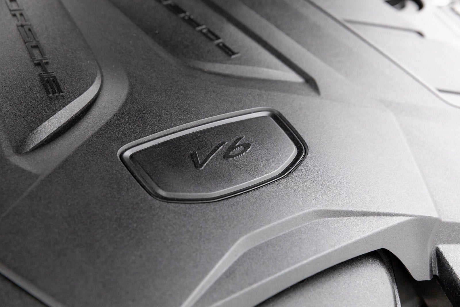 2024 Porsche Cayenne S E-Hybrid