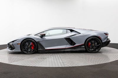 2024 Lamborghini Revuelto Coupe