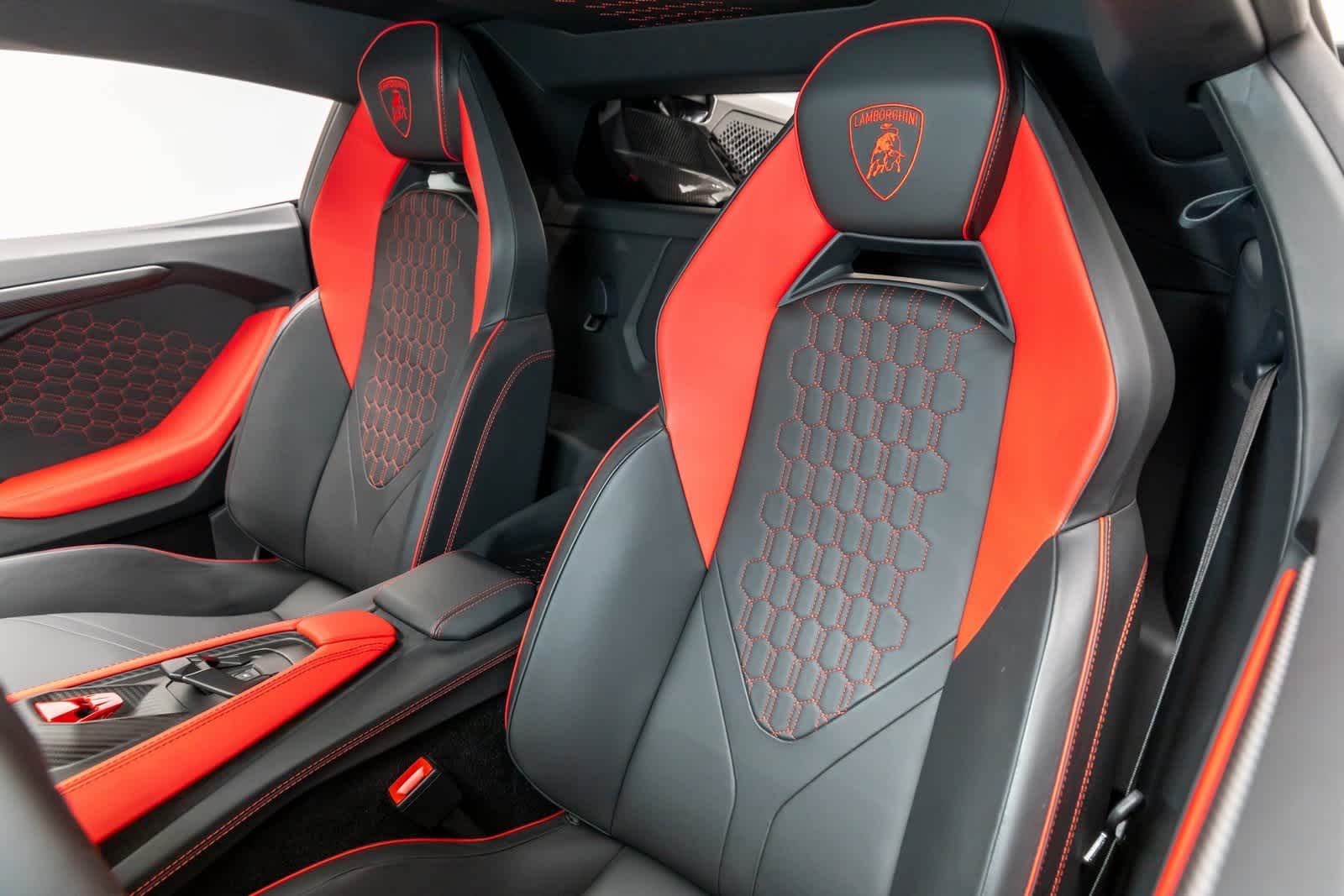 2024 Lamborghini Revuelto Coupe