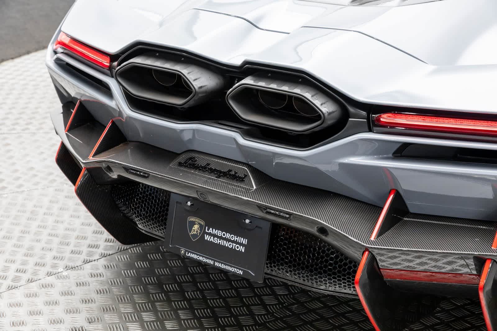 2024 Lamborghini Revuelto Coupe