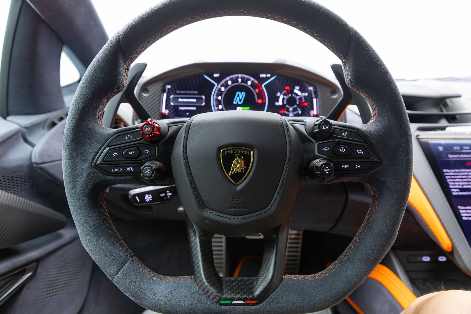 2024 Lamborghini Revuelto Coupe