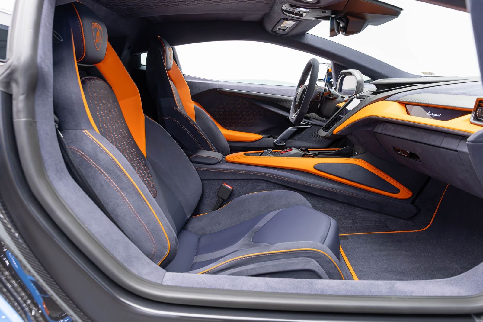 2024 Lamborghini Revuelto Coupe