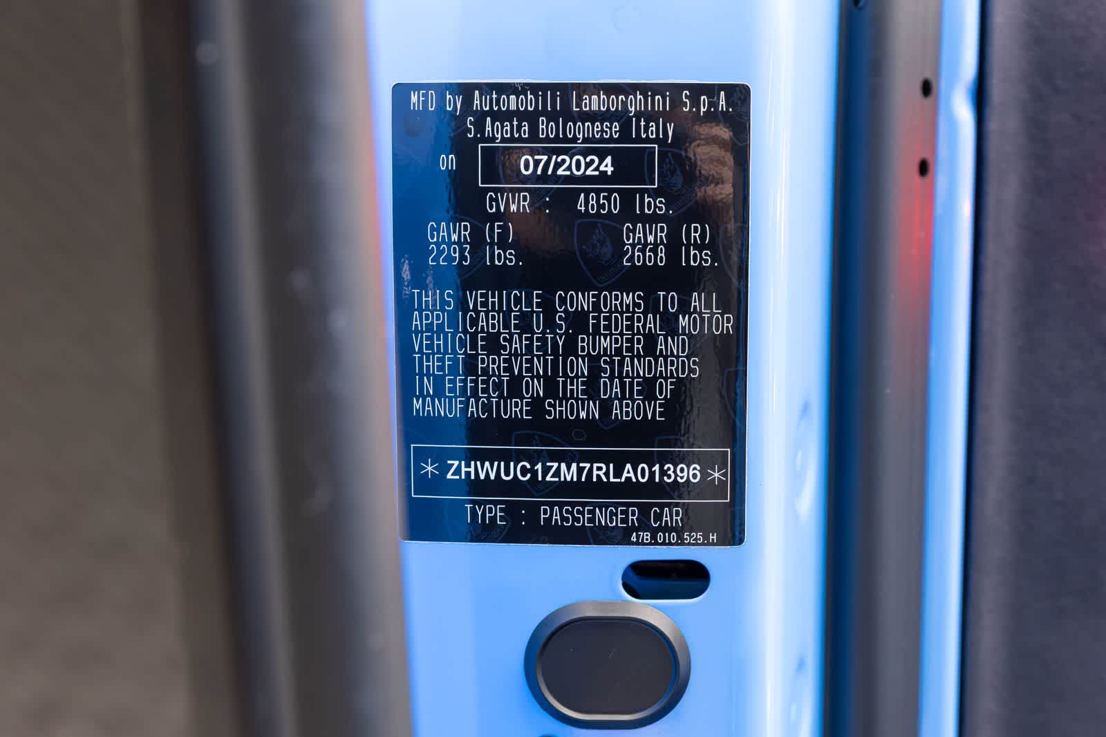 2024 Lamborghini Revuelto Coupe