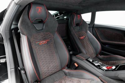 2022 Lamborghini Huracan EVO Coupe RWD