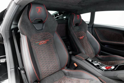 2022 Lamborghini Huracan EVO Coupe RWD