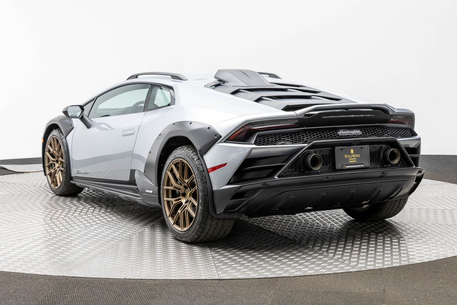 2024 Lamborghini Huracan Sterrato Coupe