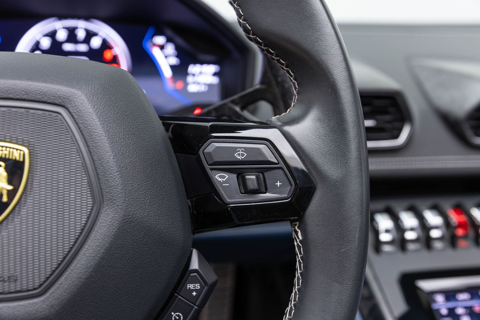 2020 Lamborghini Huracan EVO Spyder AWD
