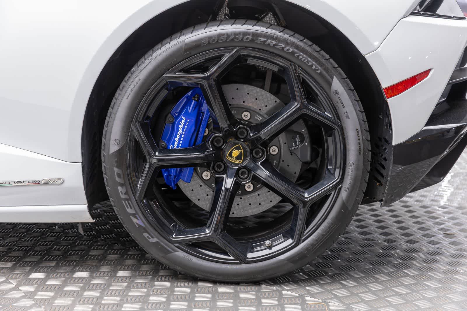 2020 Lamborghini Huracan EVO Spyder AWD