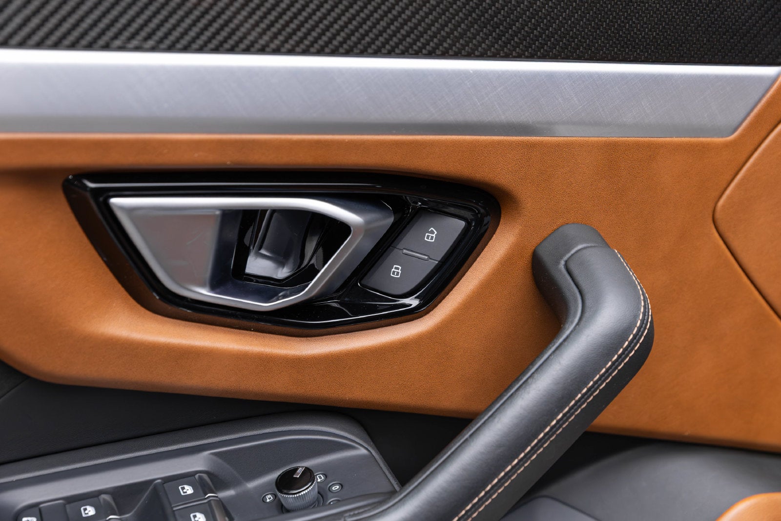 2021 Lamborghini Urus AWD