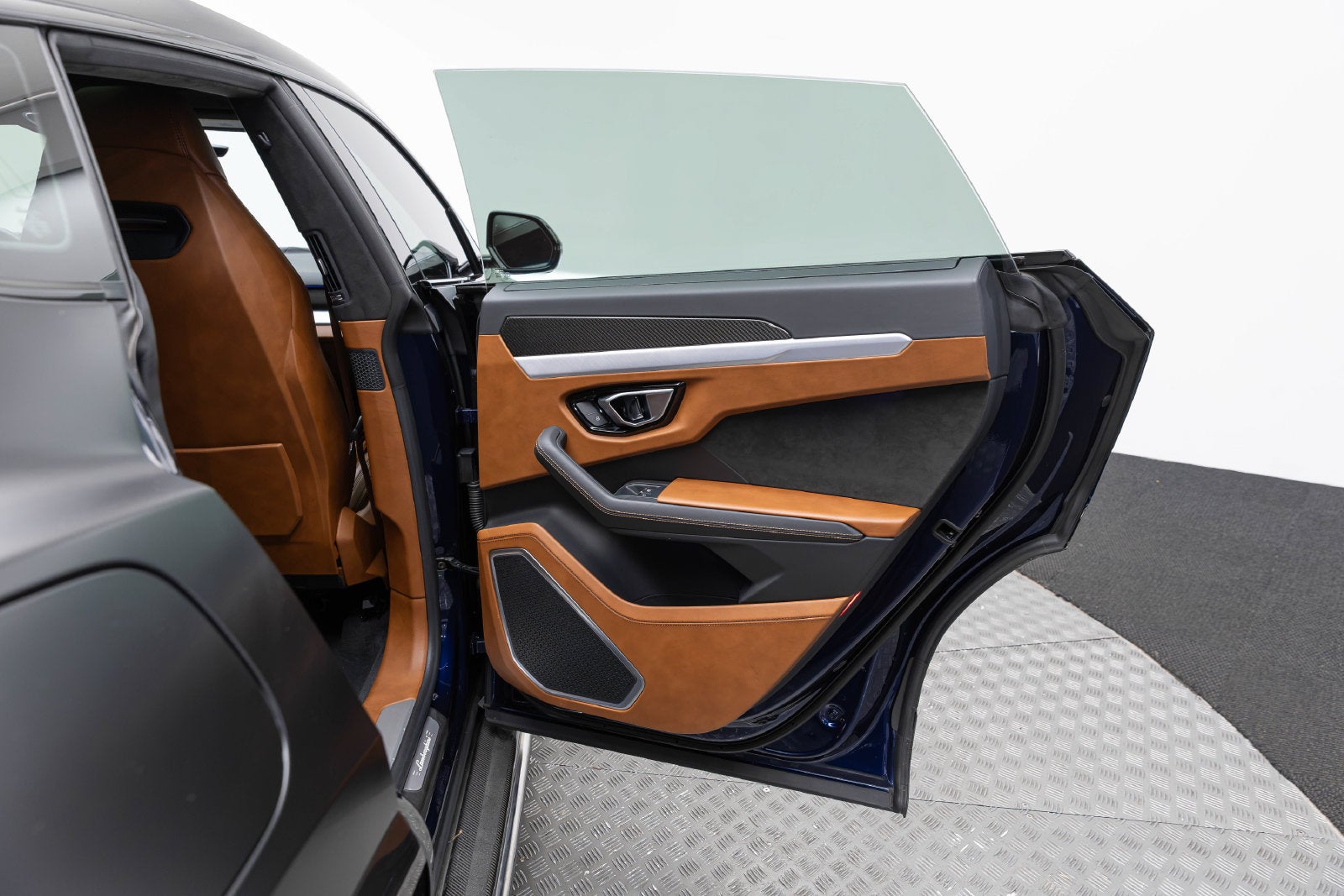 2021 Lamborghini Urus AWD