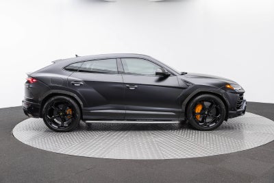 2021 Lamborghini Urus AWD