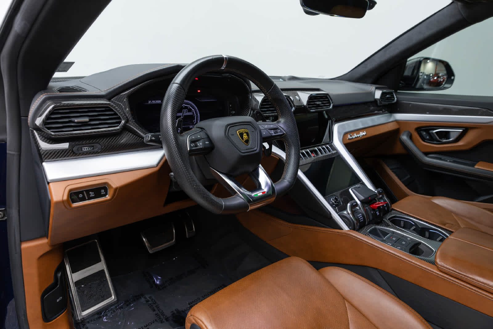 2021 Lamborghini Urus AWD